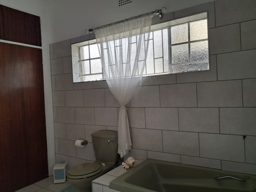 4 Bedroom Property for Sale in Safari Gardens North West